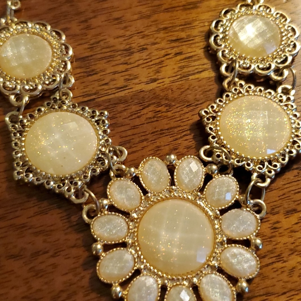 Jewelry set - Picture 3 of 4